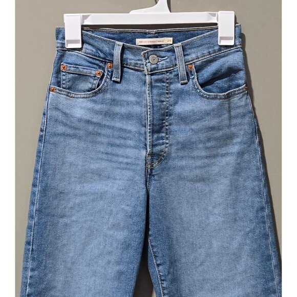 Levi's 726 Ultra High Rise Ribcage Straight Leg Ankle Jeans -- Women's 25 x 27 - Picture 3 of 9